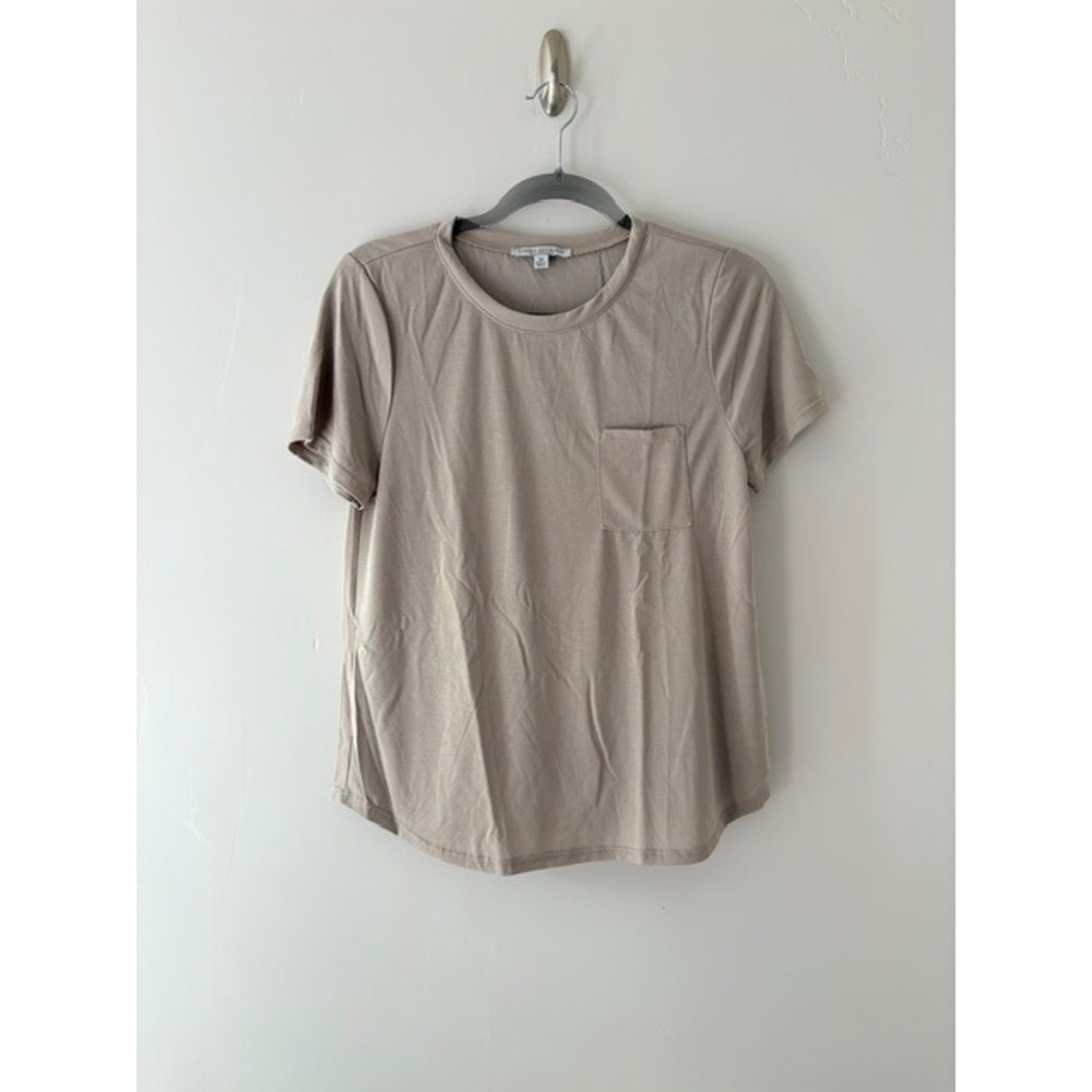 Green Envelope Los Angeles Womens Taupe Short Sleeve Pocket Tee Shirt XS